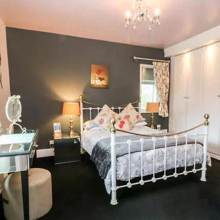 Fifth Milestone Holiday home *